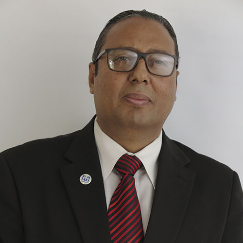 Pr. Rogerio Cantuaria